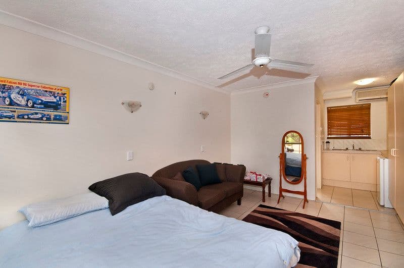1072 Gold Coast Highway, Palm Beach QLD 4221, Palm Beach - Thumbnail 2