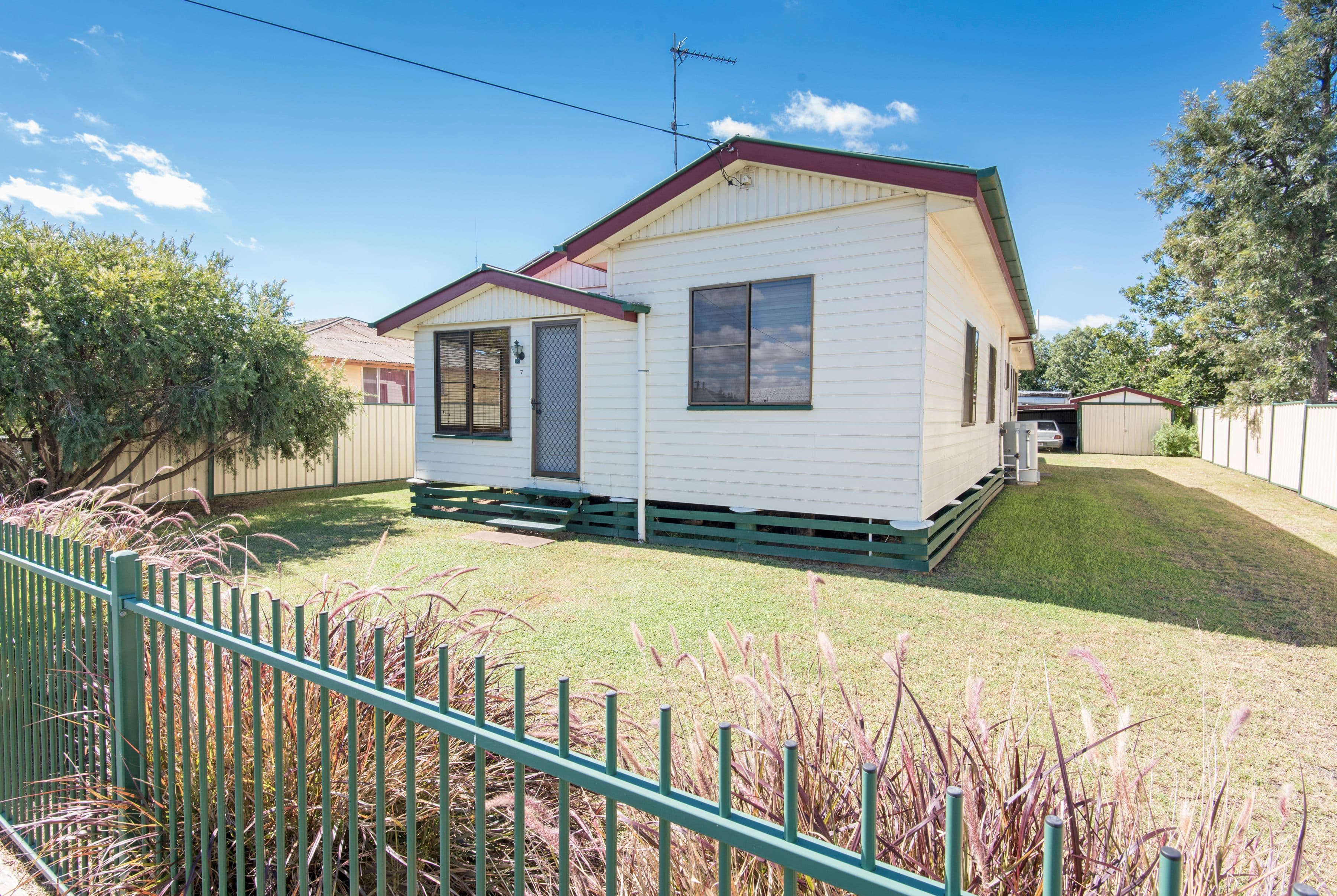 7 John Street, Oakey QLD 4401, Oakey - Image 1