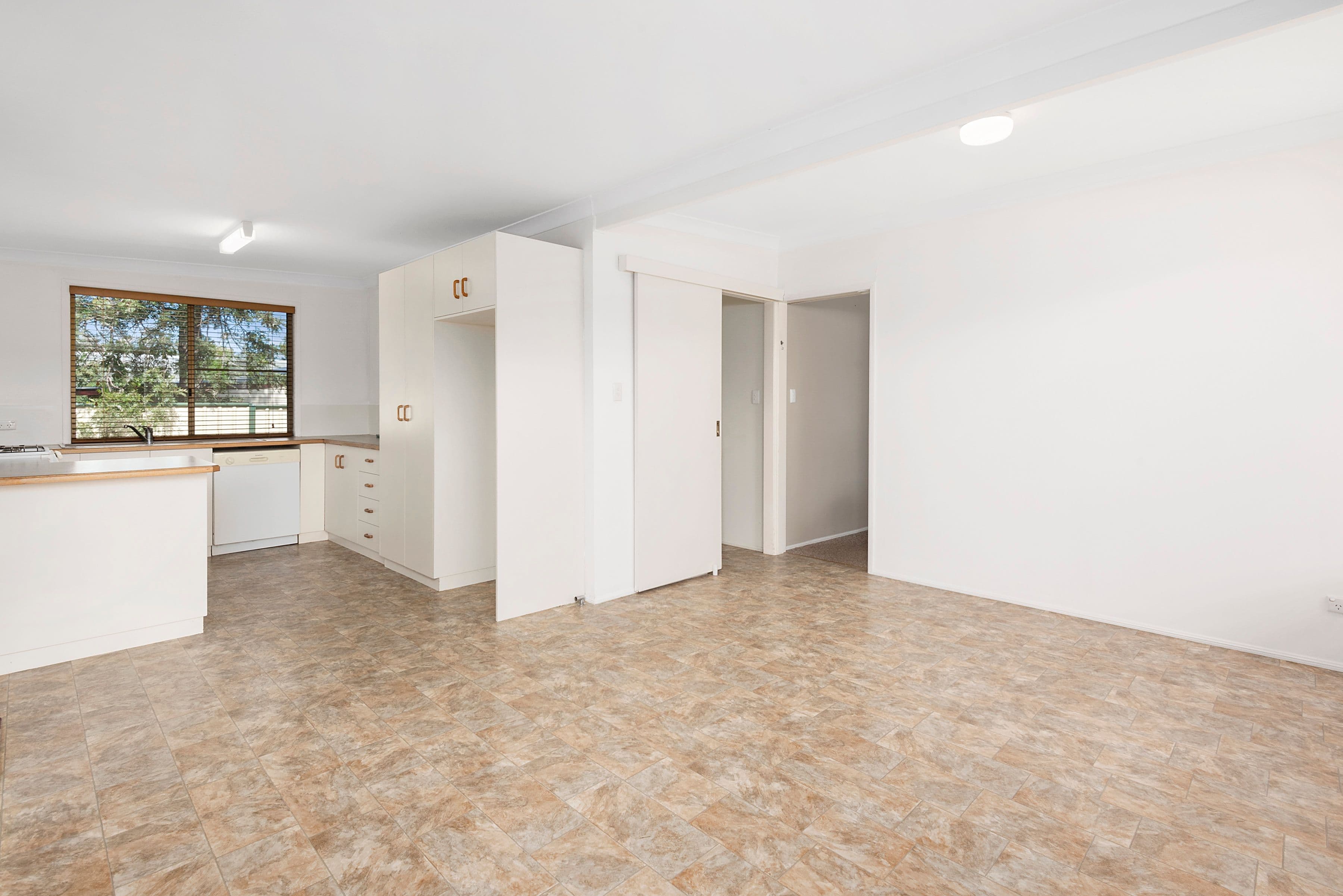7 John Street, Oakey QLD 4401, Oakey - Thumbnail 4