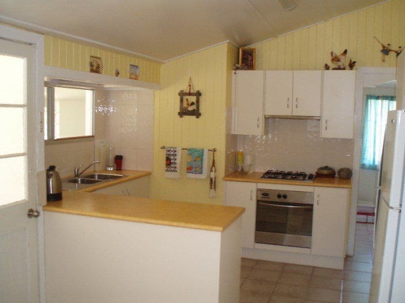 111 Livingstone Street, BERSERKER QLD 4701, Berserker - Thumbnail 2