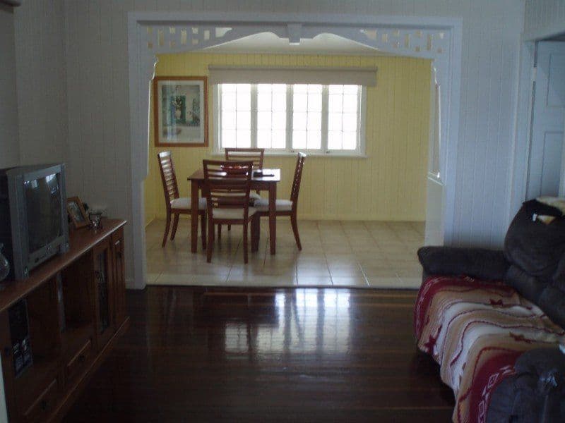 111 Livingstone Street, BERSERKER QLD 4701, Berserker - Thumbnail 8