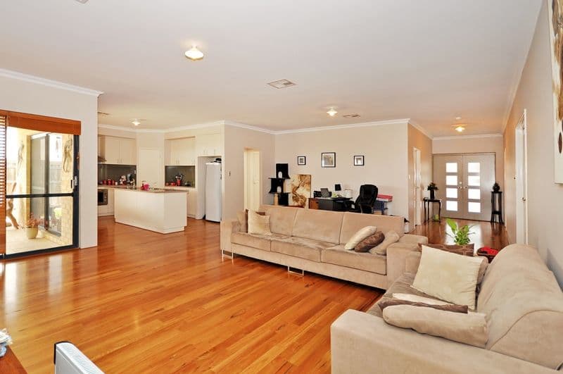 6 Geographe Loop, Ellenbrook WA 6069, Ellenbrook - Thumbnail 4