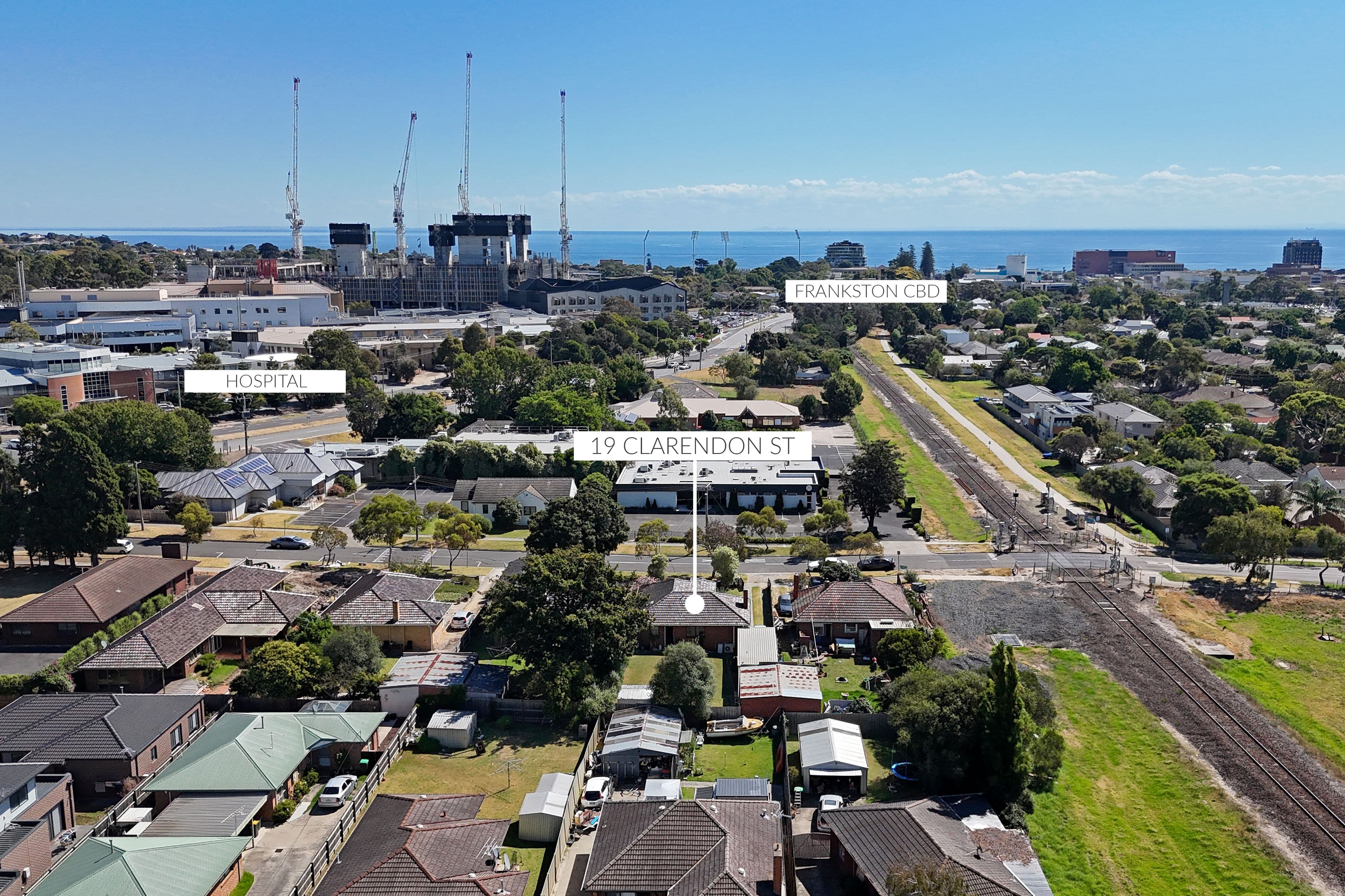19 Clarendon Street, Frankston VIC 3199, Frankston - Thumbnail 2