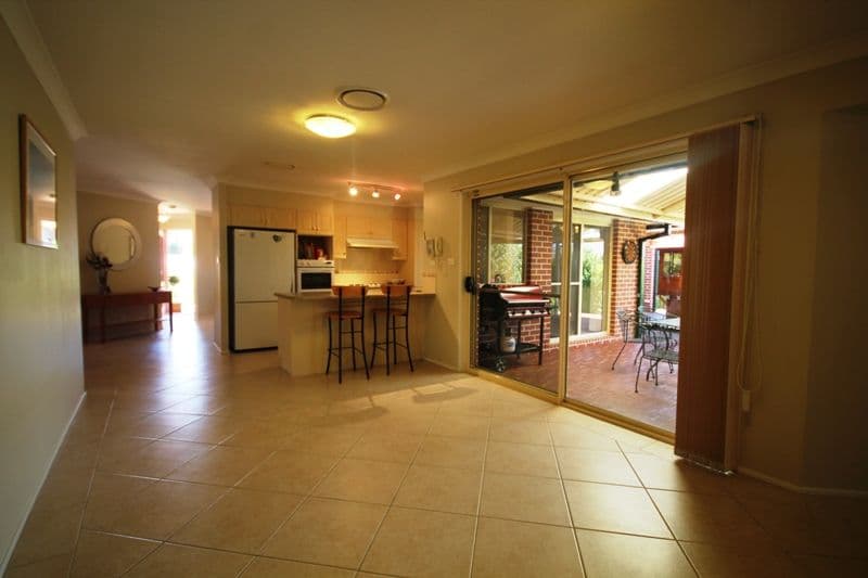 73 Lord Howe Drive, GREEN VALLEY NSW 2168, Green Valley - Thumbnail 3