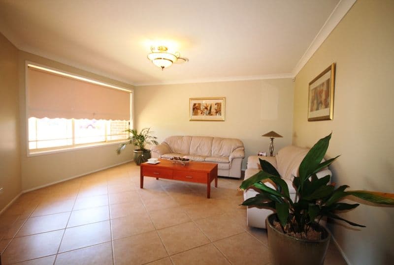 73 Lord Howe Drive, GREEN VALLEY NSW 2168, Green Valley - Thumbnail 6