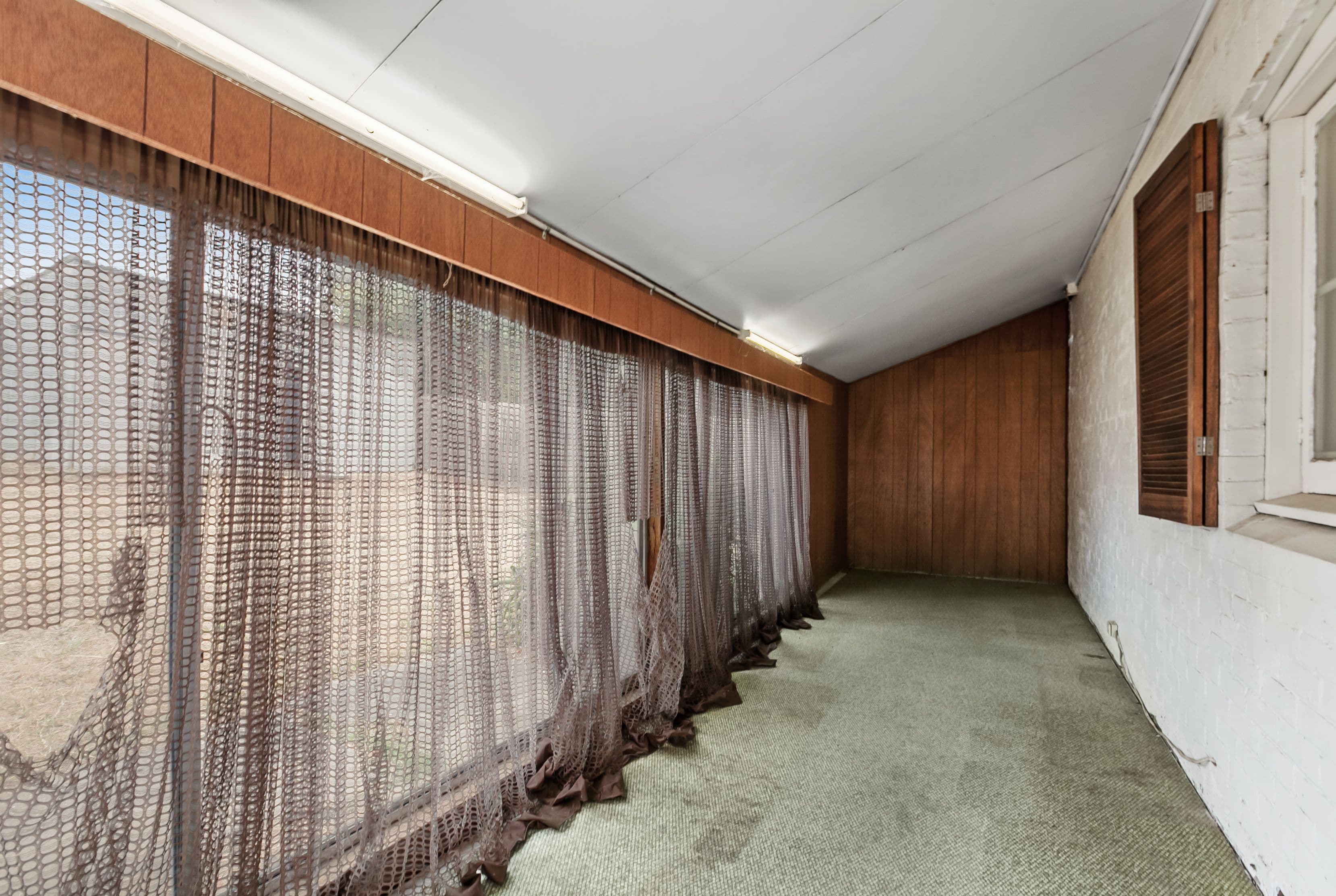 18 Down Street, Reservoir VIC 3073, Reservoir - Thumbnail 8