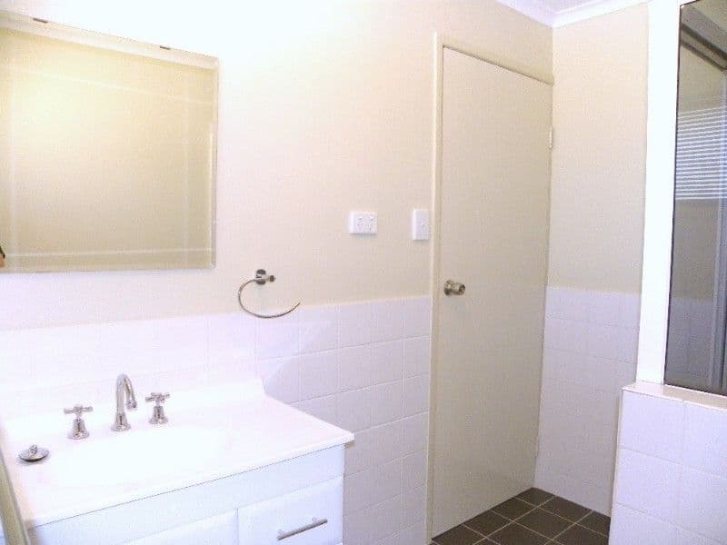 137 Waratah Drive, CRESTMEAD QLD 4132, Crestmead - Thumbnail 7