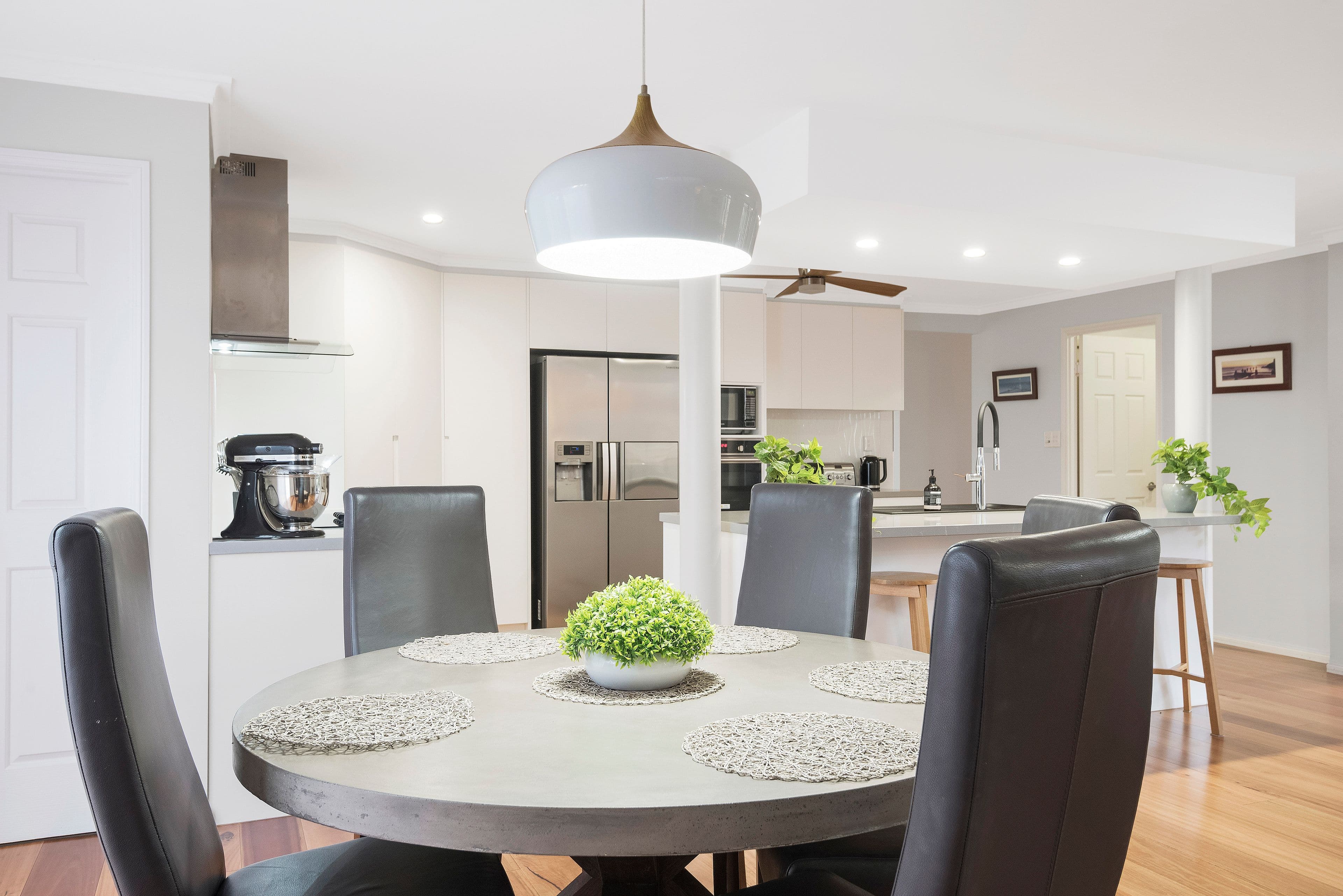 4 Henning Court, Mermaid Waters QLD 4218, Mermaid Waters - Thumbnail 5