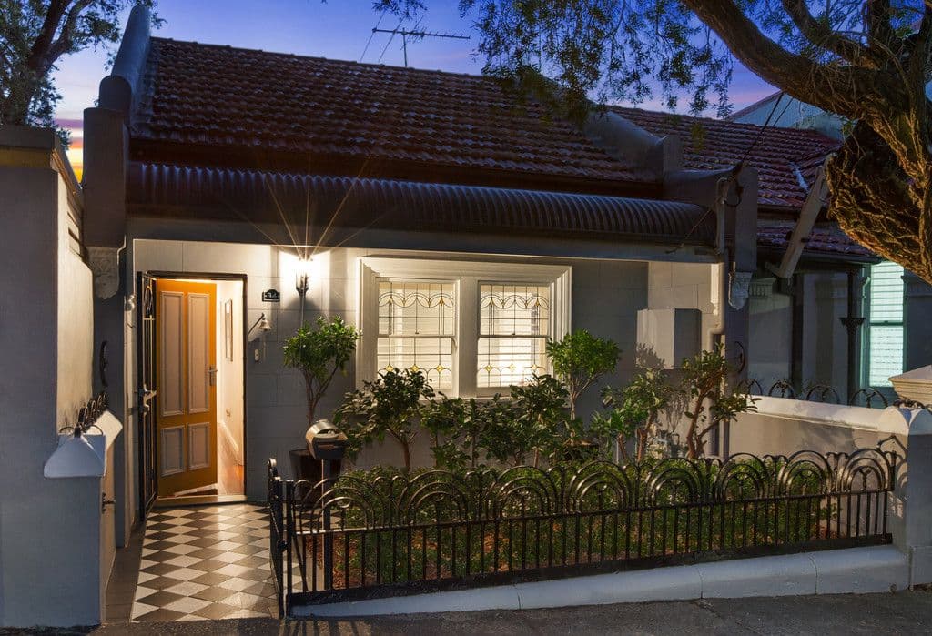 34 Durham Street, Stanmore - Image 1