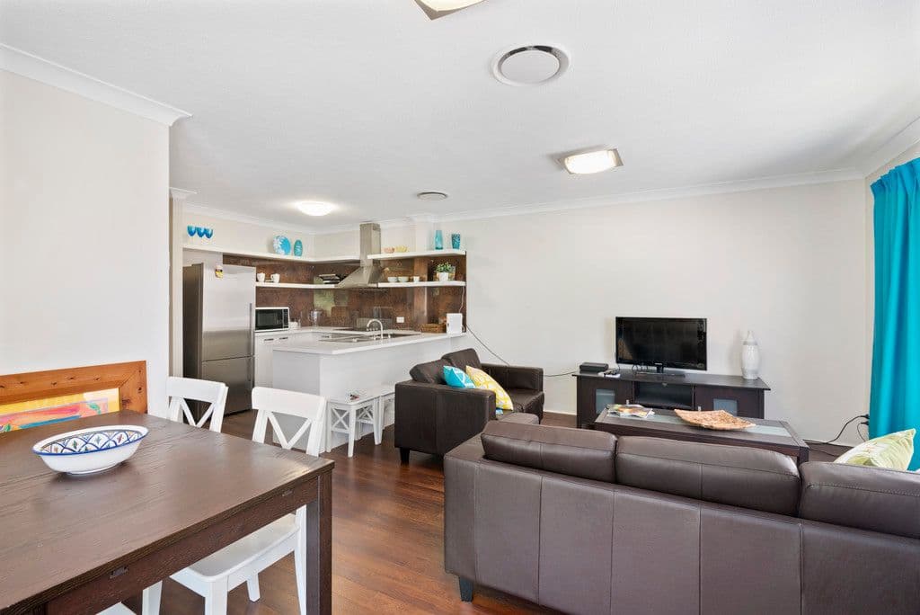 4 Clancy Court, Tugun QLD 4224, Tugun - Thumbnail 4