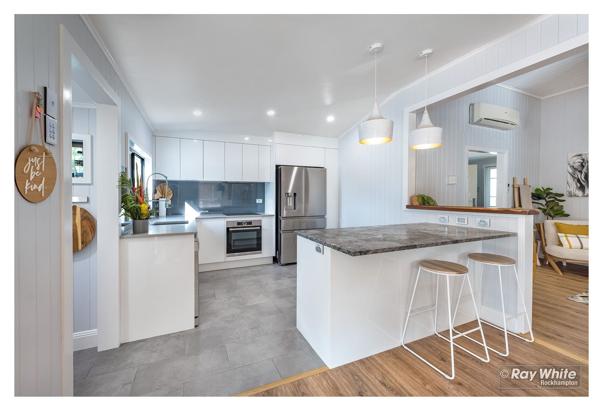 35 Burnett Street, Berserker QLD 4701, Berserker - Thumbnail 2