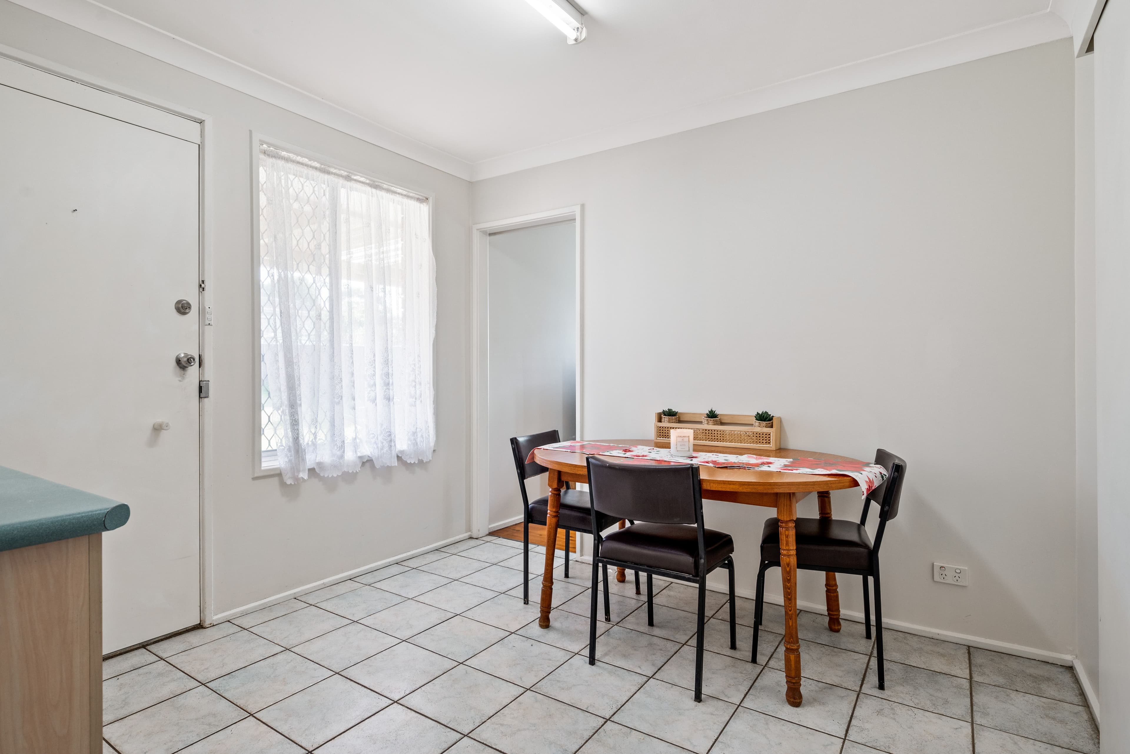 92 Walder Road, Hammondville NSW 2170, Hammondville - Thumbnail 7