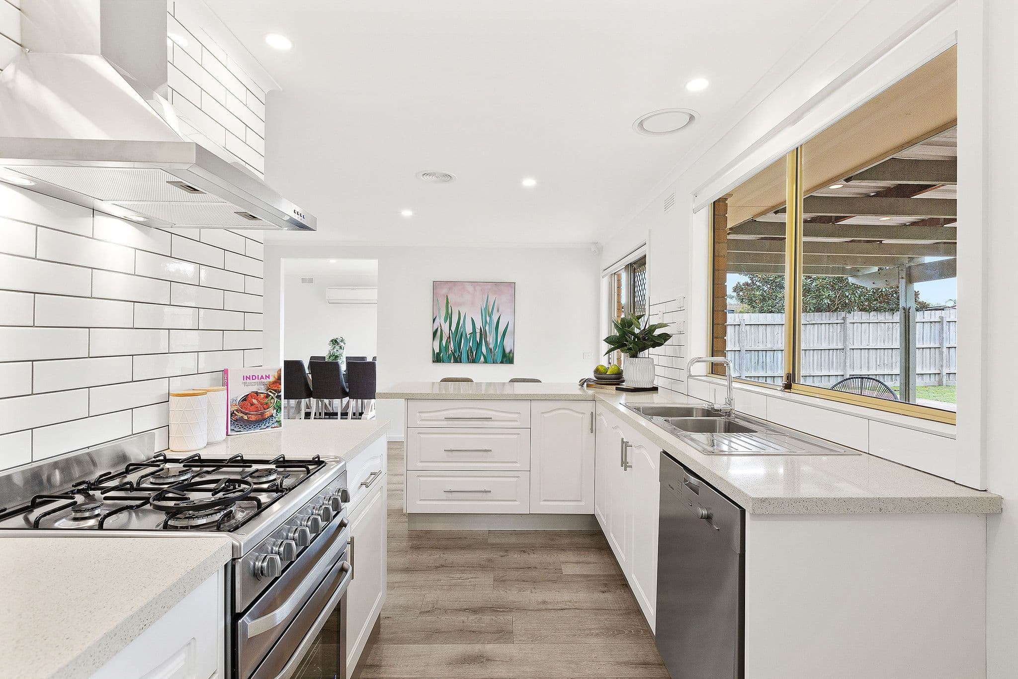 46 Ryan Street, Seaford VIC 3198, Seaford - Thumbnail 2