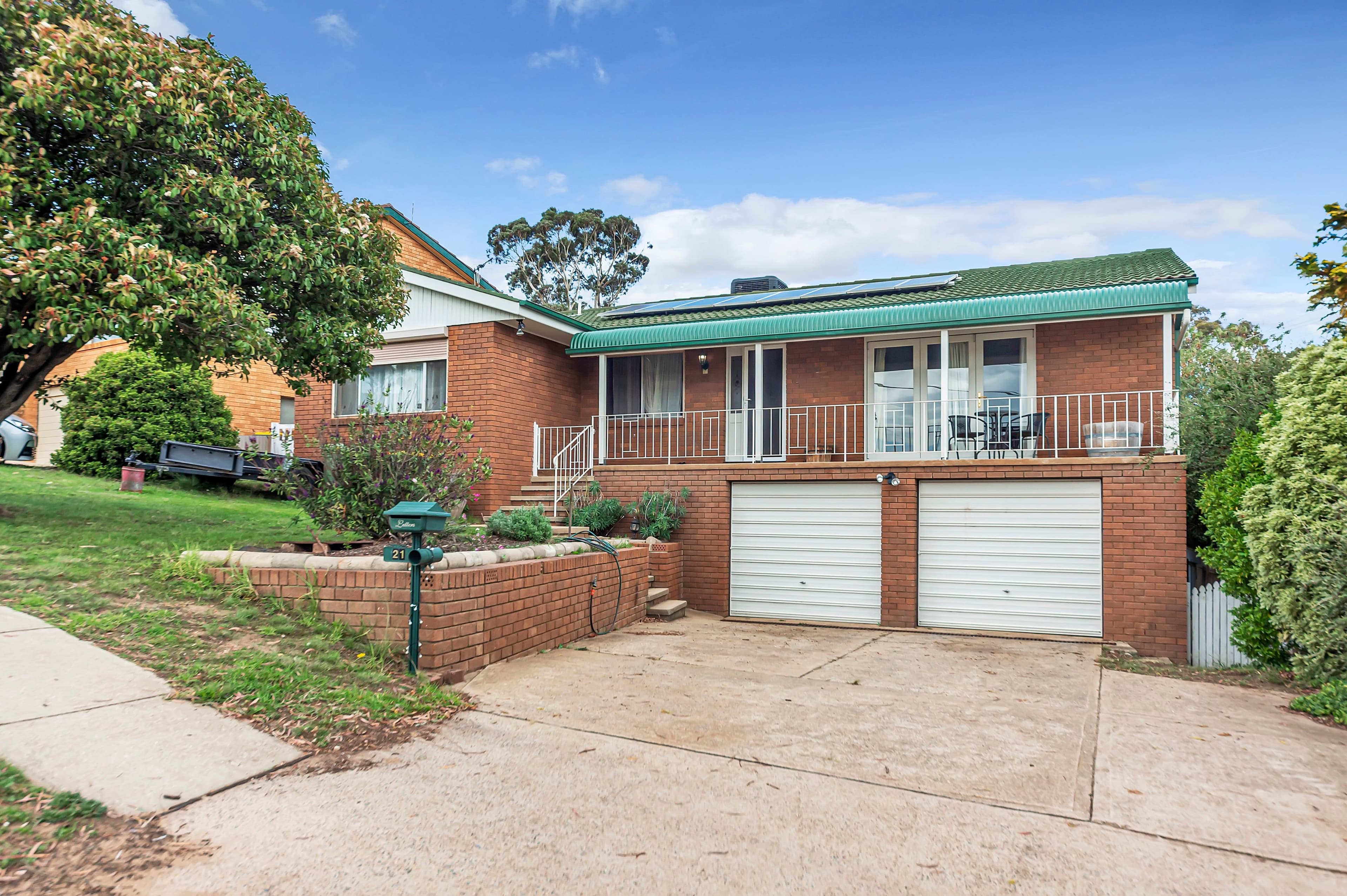 21 Stuart Street, Queanbeyan NSW 2620, Queanbeyan - Image 1