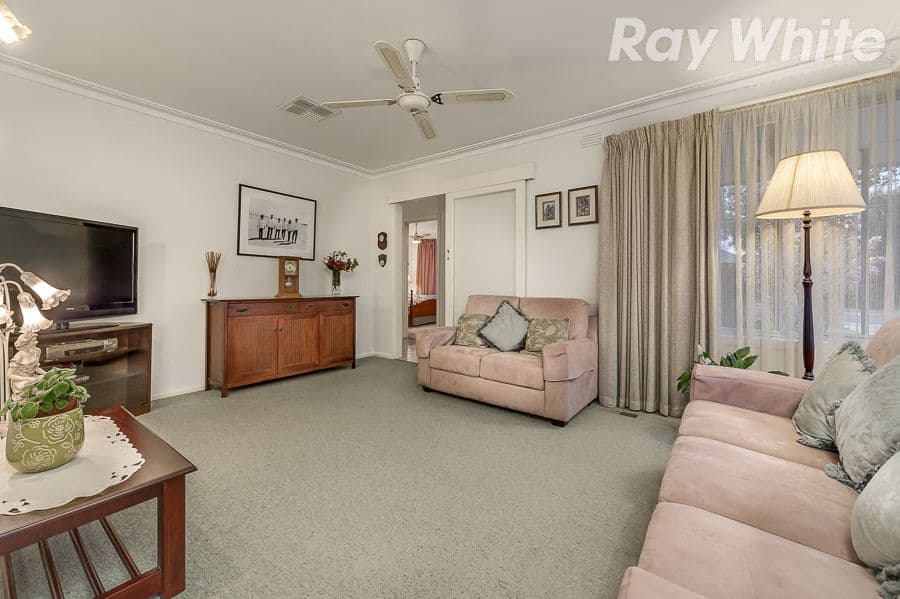 19 Patricia Avenue, BUNDOORA VIC 3083, Bundoora - Thumbnail 3
