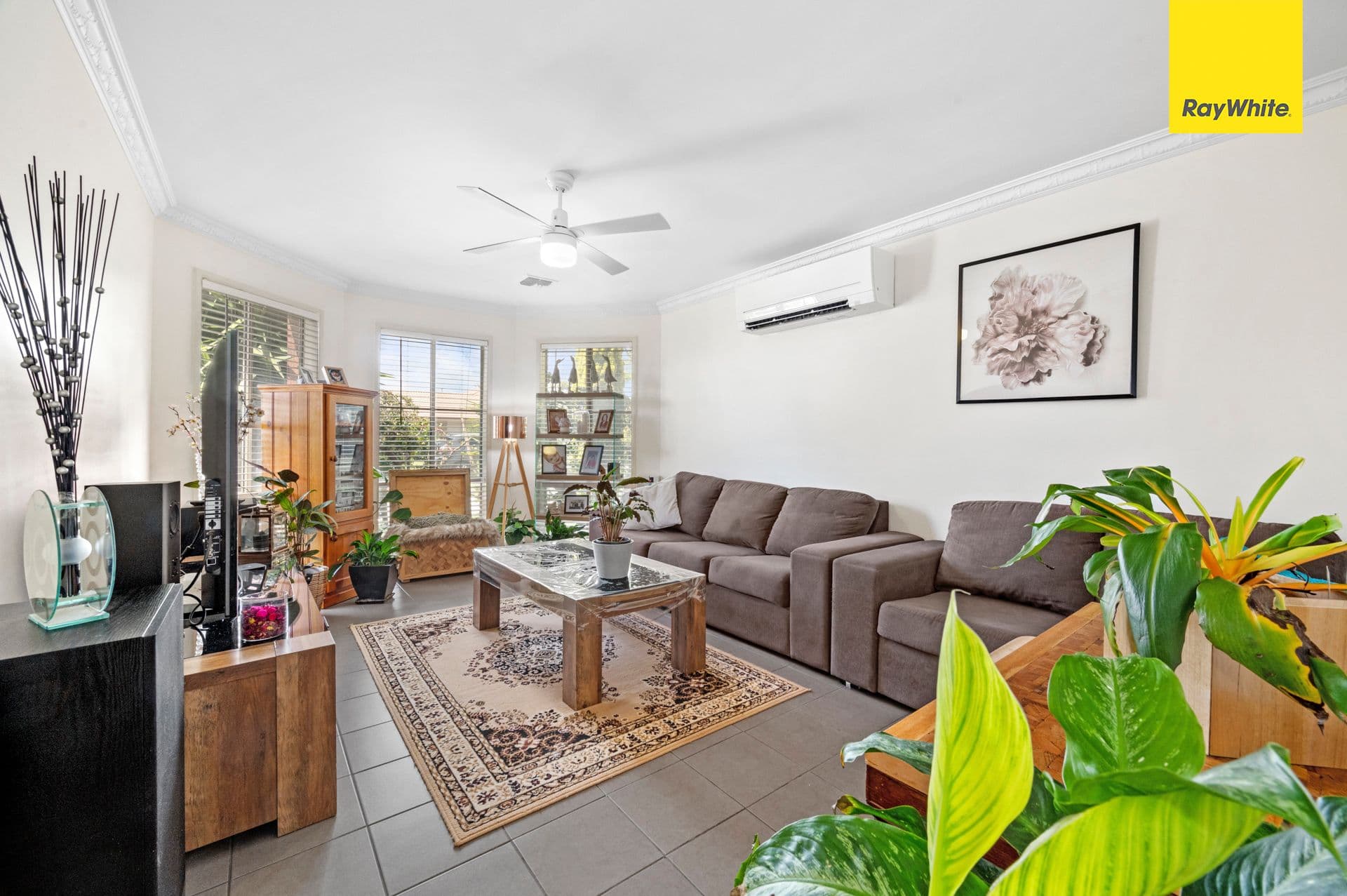 17 Hillsmeade Drive, Melton West VIC 3337, Melton West - Thumbnail 3
