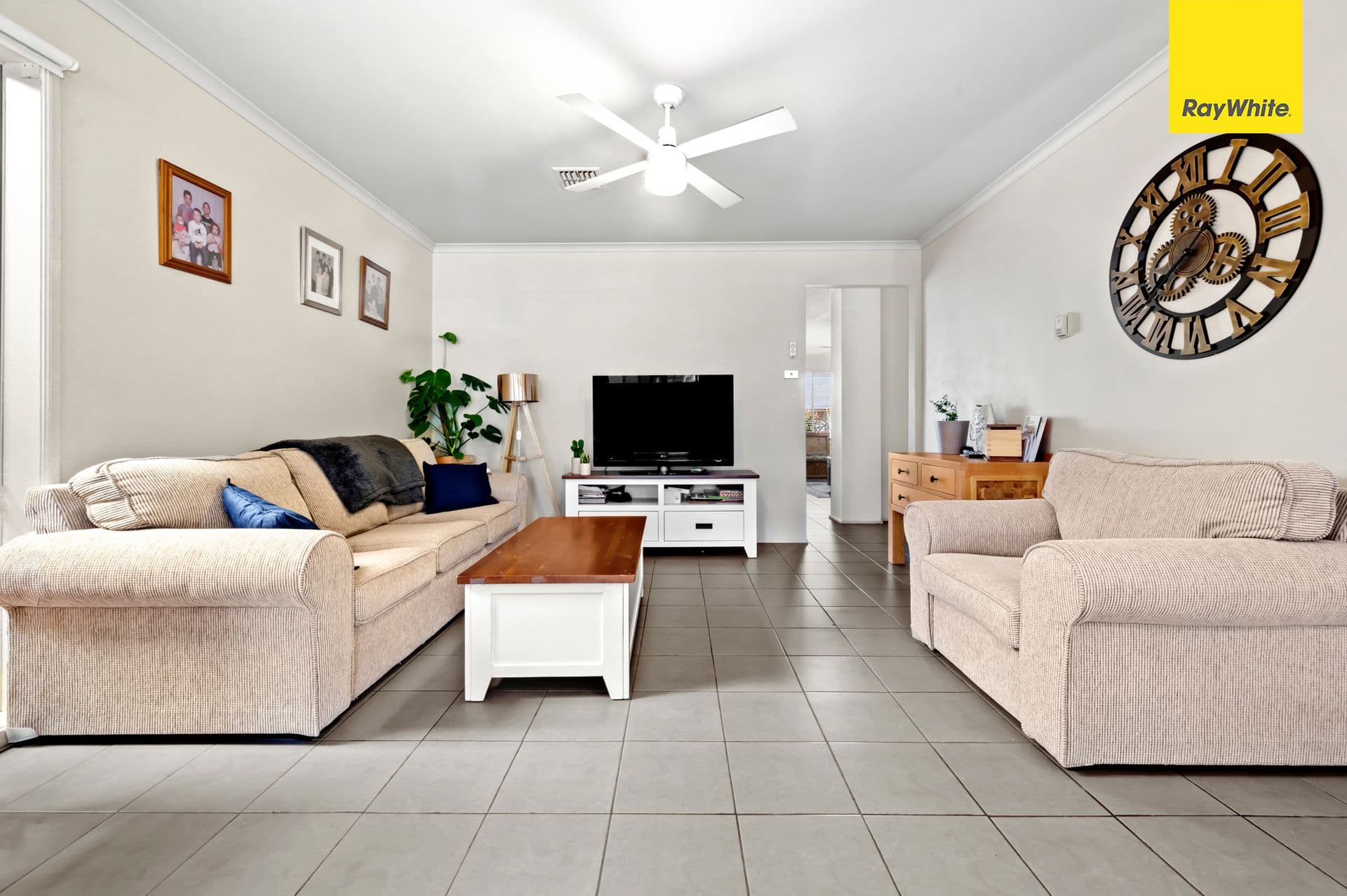 17 Hillsmeade Drive, Melton West VIC 3337, Melton West - Thumbnail 4