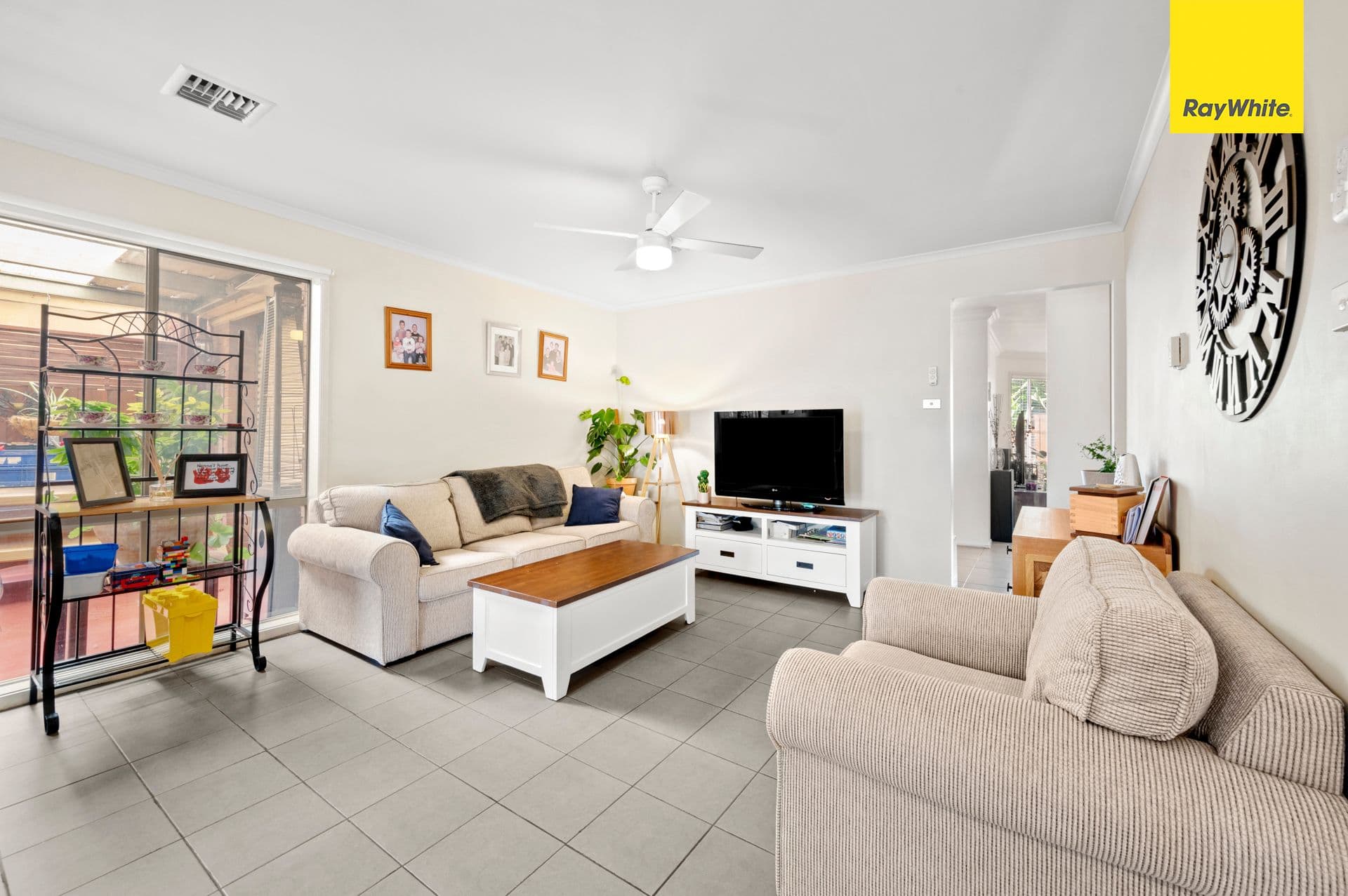 17 Hillsmeade Drive, Melton West VIC 3337, Melton West - Thumbnail 5