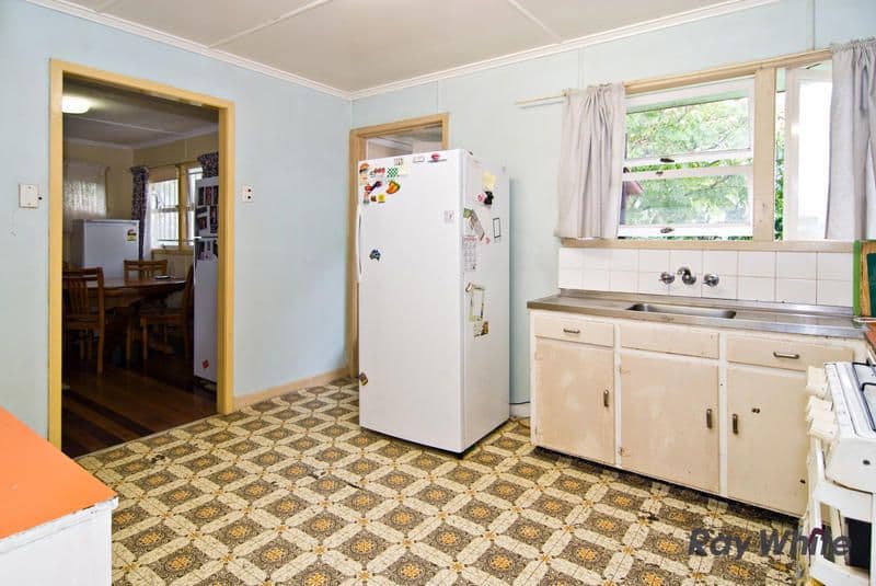39 Bertram Street, STAFFORD QLD 4053, Stafford - Thumbnail 5