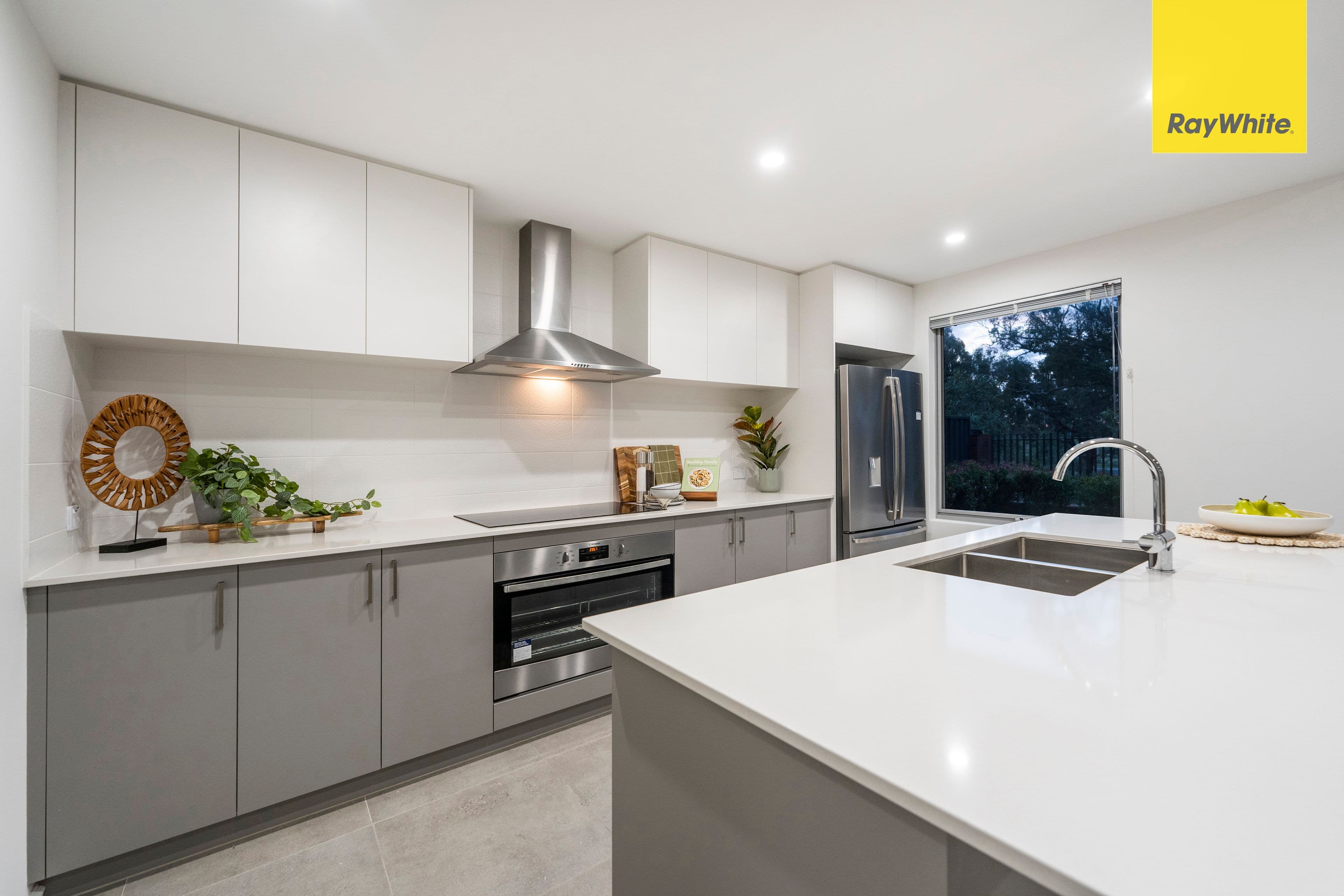 10 Lockhart Crescent, South Guildford WA 6055, South Guildford - Thumbnail 5