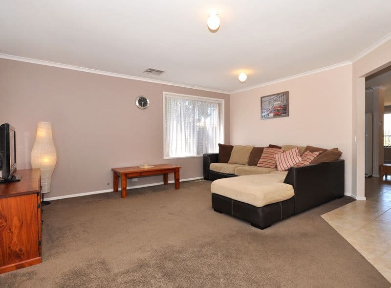 3 Bendigo Close, TROTT PARK SA 5158, Trott Park - Thumbnail 3
