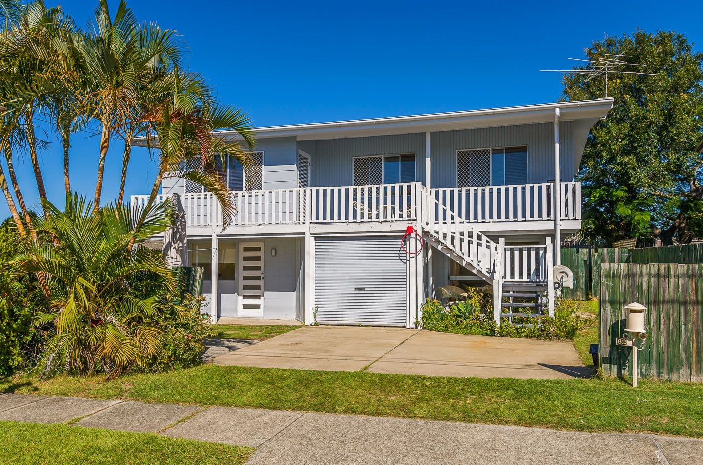62 Errol Avenue, Paradise Point QLD 4216, Paradise Point - Thumbnail 5