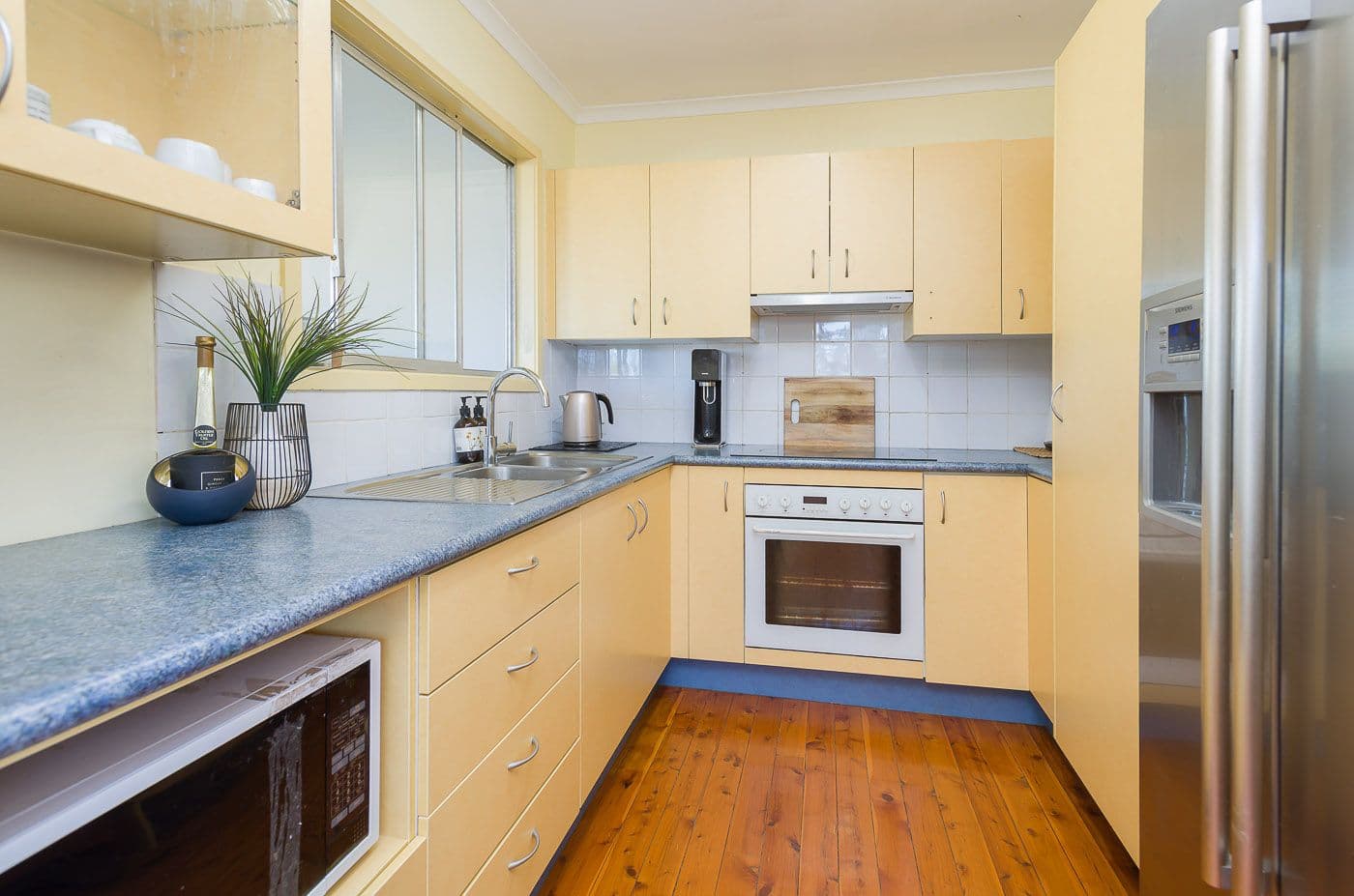 62 Errol Avenue, Paradise Point QLD 4216, Paradise Point - Thumbnail 8