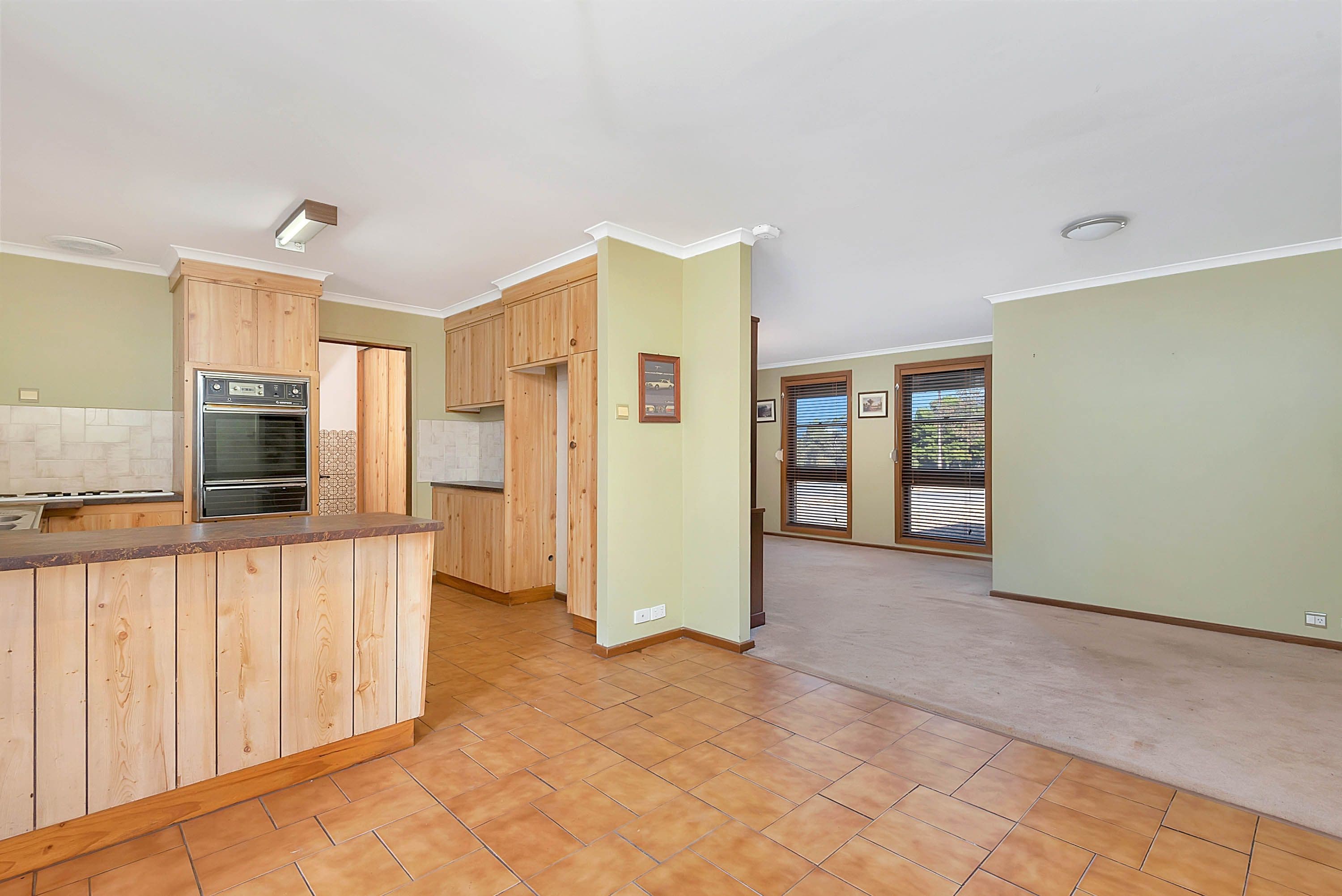 50 Brougham Drive, Valley View SA 5093, Valley View - Thumbnail 4