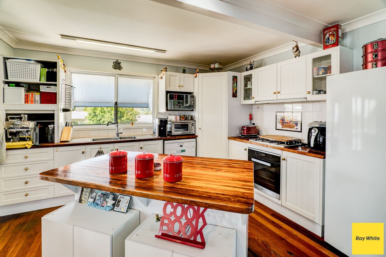 14 Macadamia Drive, Lowood QLD 4311, Lowood - Thumbnail 4