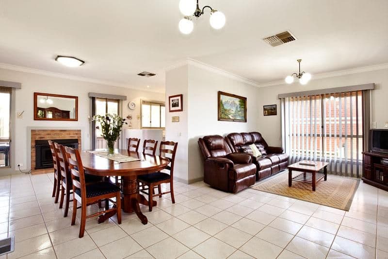 65 Telopea Crescent, MILL PARK VIC 3082, Mill Park - Thumbnail 5