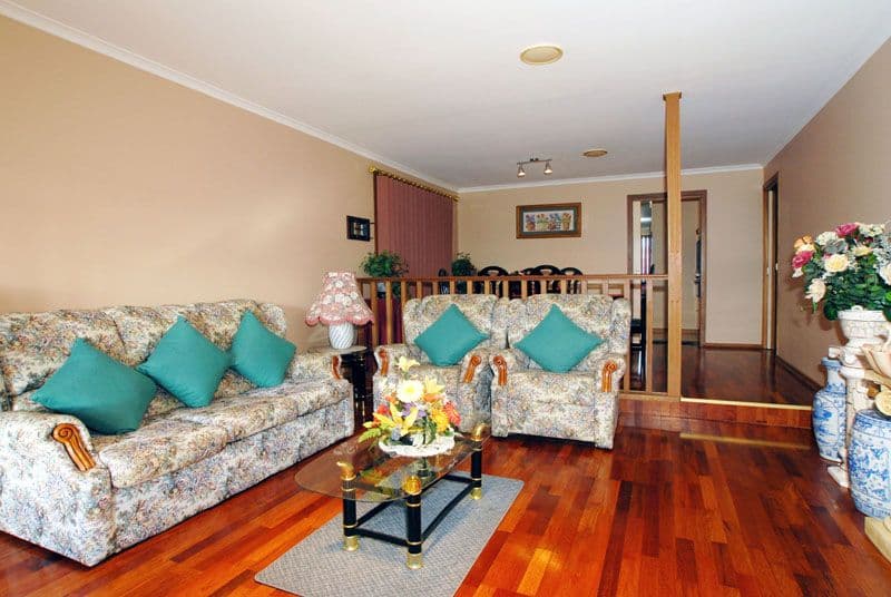 52 Bartlett Crescent, HOPPERS CROSSING VIC 3029, Hoppers Crossing - Thumbnail 2