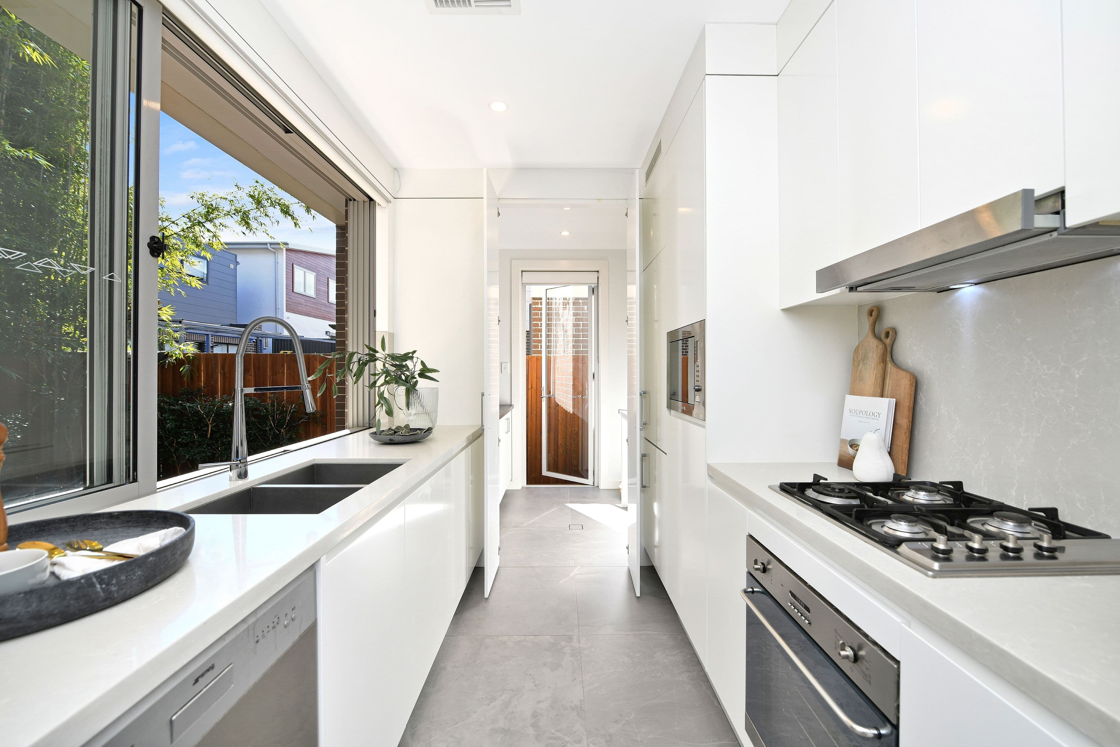 26 Livingstone Avenue, Botany NSW 2019, Botany - Thumbnail 4