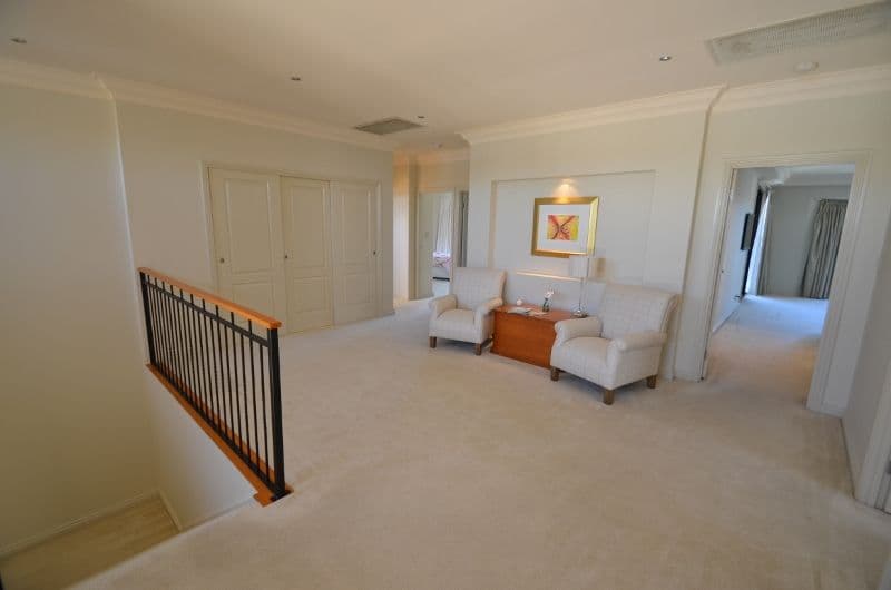 143 Sir Bruce Small Boulevard, BENOWA WATERS QLD 4217, Benowa - Thumbnail 6