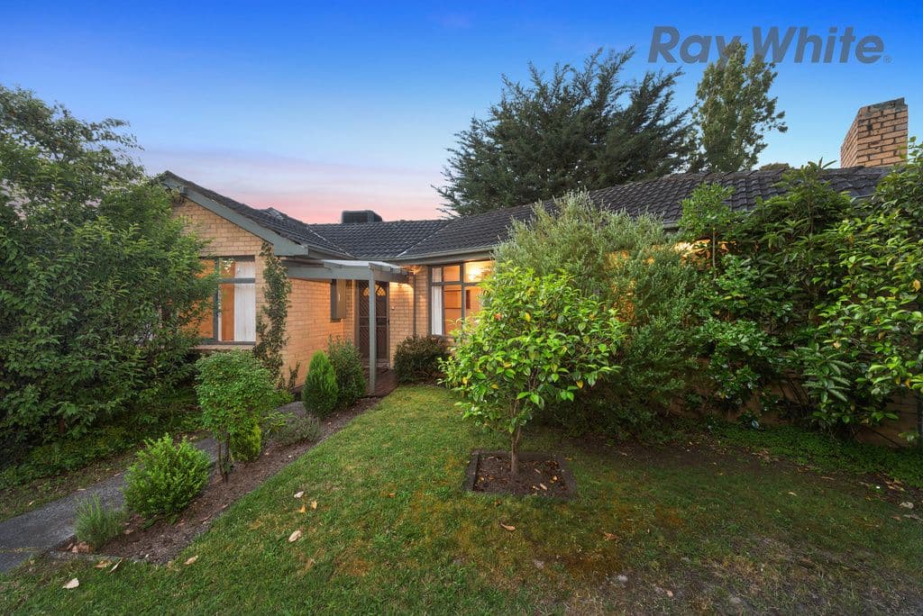 14 KINCUMBER Drive, Croydon VIC 3136, Croydon - Image 1