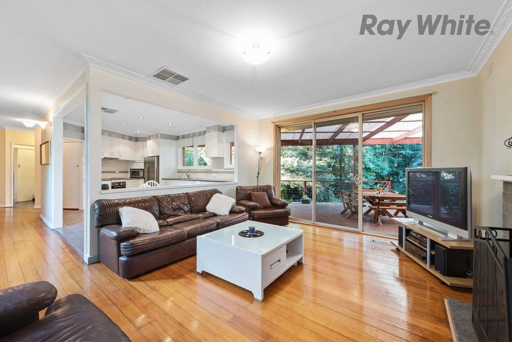 14 KINCUMBER Drive, Croydon VIC 3136, Croydon - Thumbnail 3