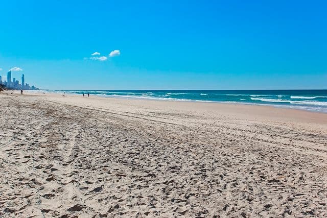 3 'Sea Heron' 36-38 Heron Avenue, MERMAID BEACH QLD 4218, Mermaid Beach - Thumbnail 2