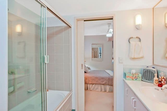 3 'Sea Heron' 36-38 Heron Avenue, MERMAID BEACH QLD 4218, Mermaid Beach - Thumbnail 8