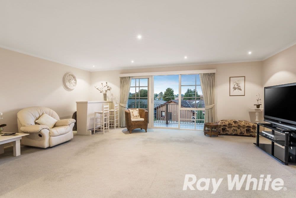 16 Strada Crescent, Wheelers Hill VIC 3150, Wheelers Hill - Thumbnail 6
