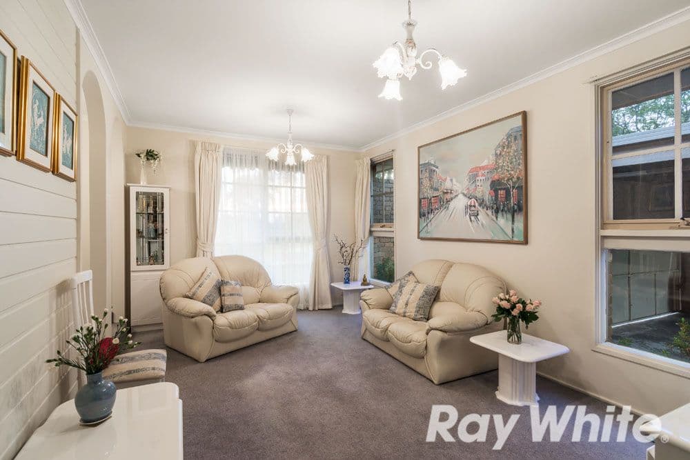 16 Strada Crescent, Wheelers Hill VIC 3150, Wheelers Hill - Thumbnail 7