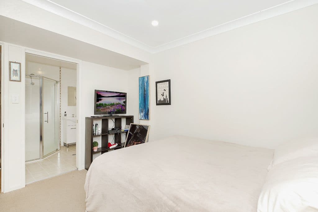 29 Hillside Crescent, Teralba - Thumbnail 7