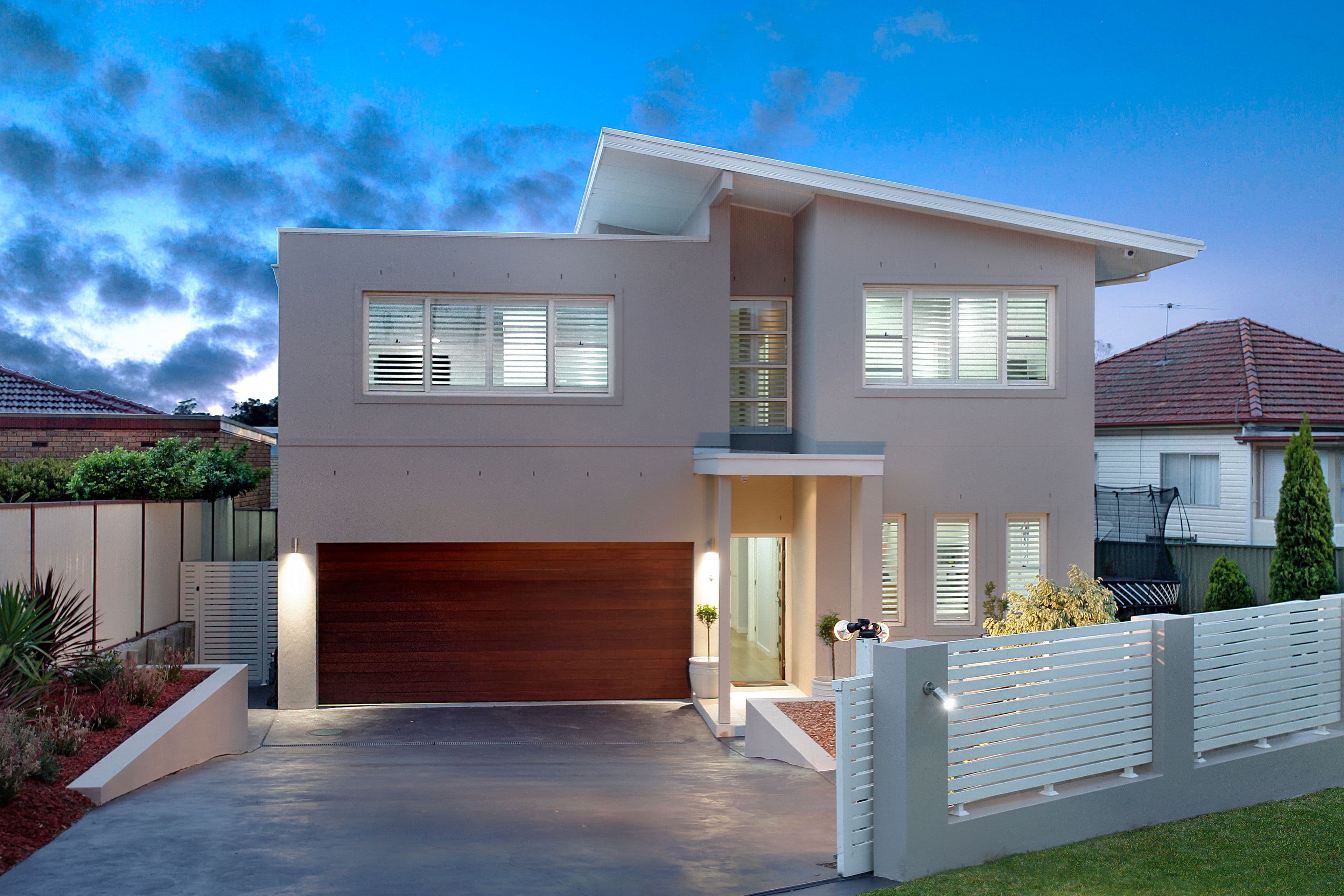 6 Wearne Street, Canterbury - Image 1