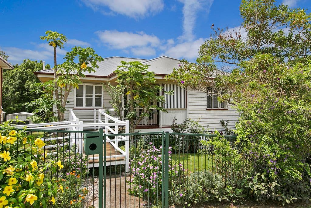 15 Dulcie Street, Salisbury QLD 4107, Salisbury - Thumbnail 2