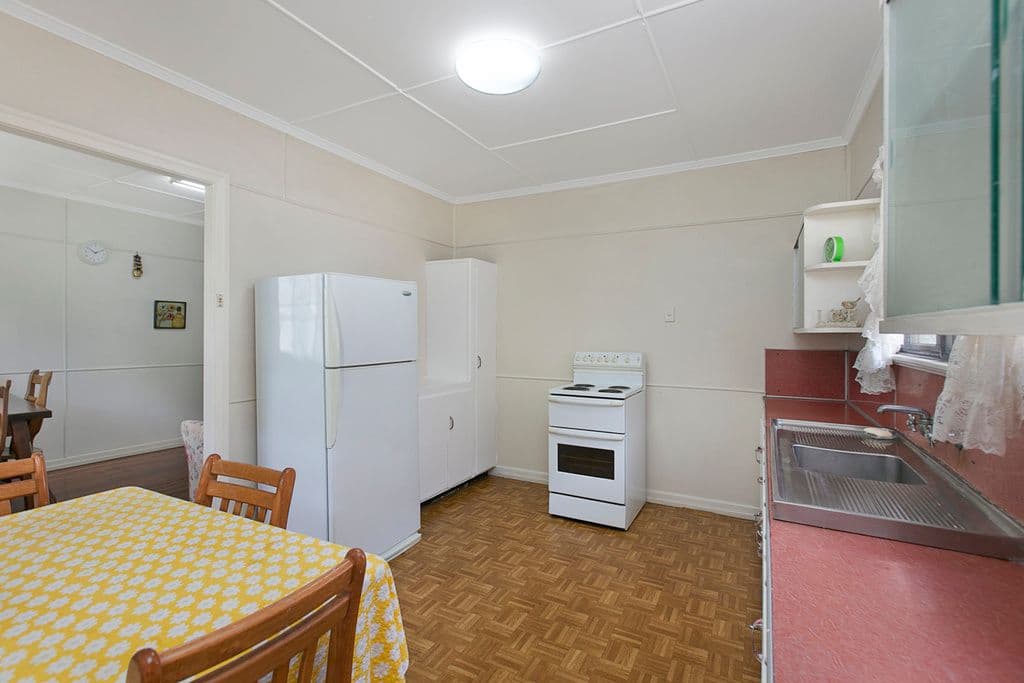 15 Dulcie Street, Salisbury QLD 4107, Salisbury - Thumbnail 4