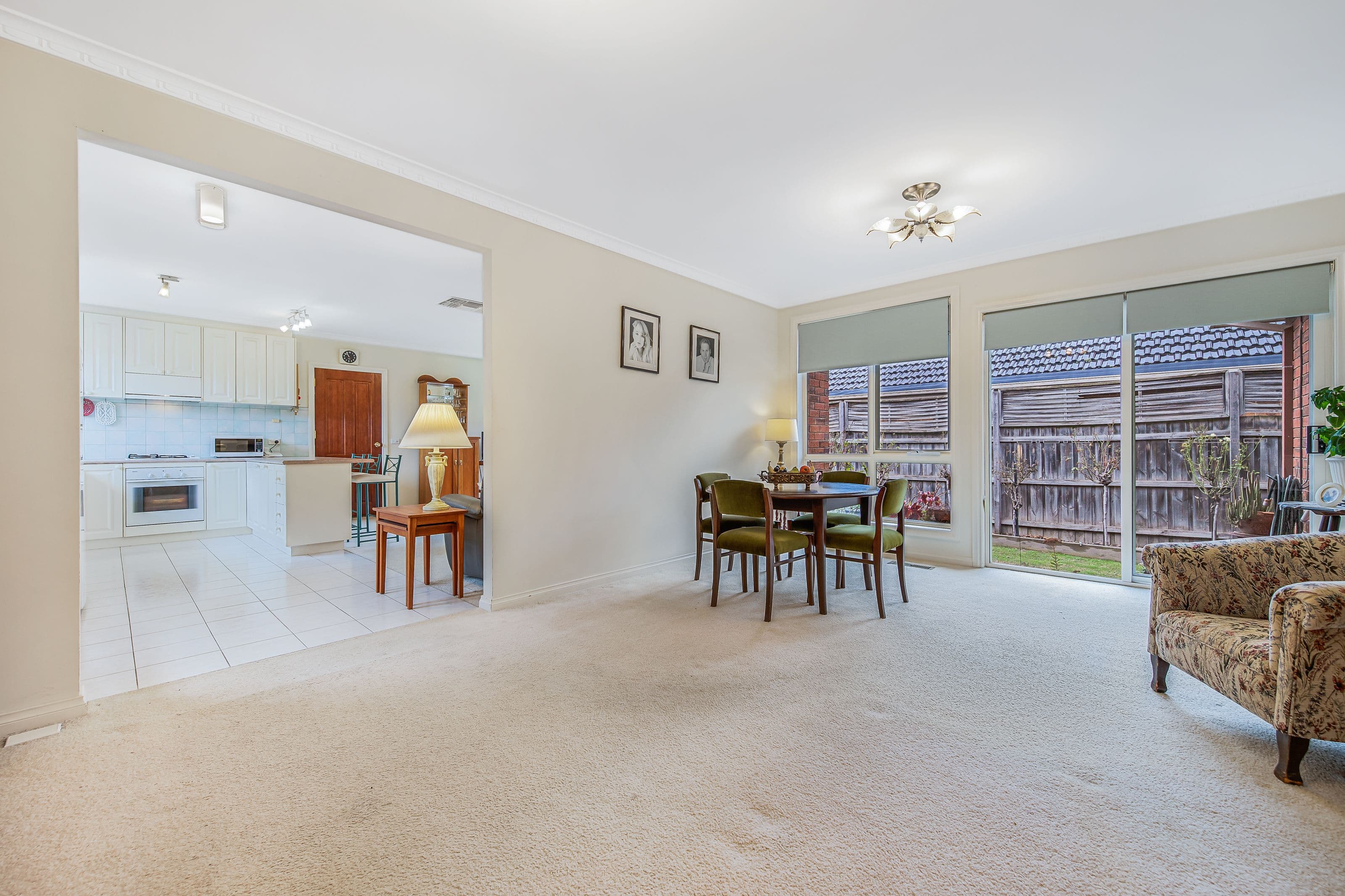 20 Grenfell Road, Mount Waverley VIC 3149, Mount Waverley - Thumbnail 2