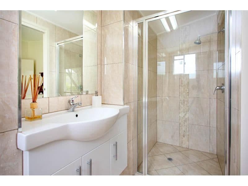 20 Gleneagle, KENMORE QLD 4069, Kenmore - Thumbnail 2