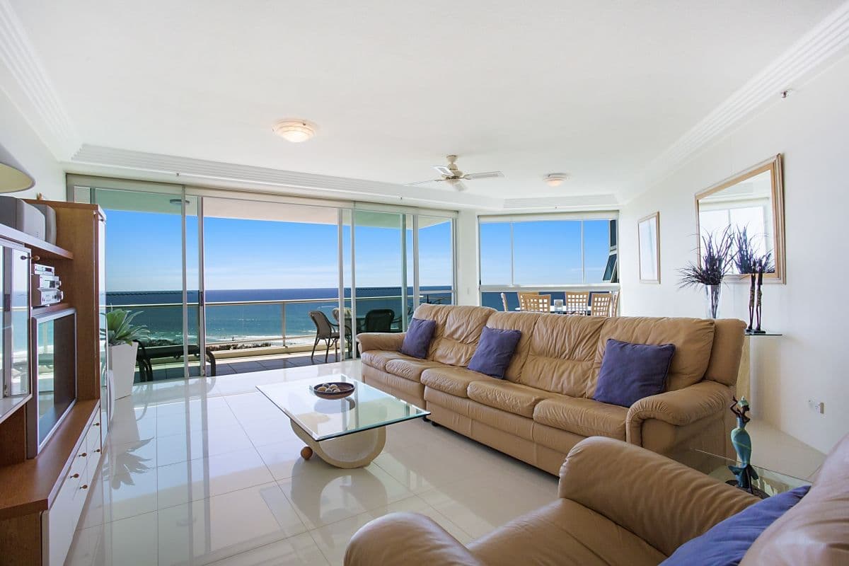 72 'Carmel By The Sea' 177 Old Burleigh Road, Broadbeach QLD 4218, Broadbeach - Thumbnail 3