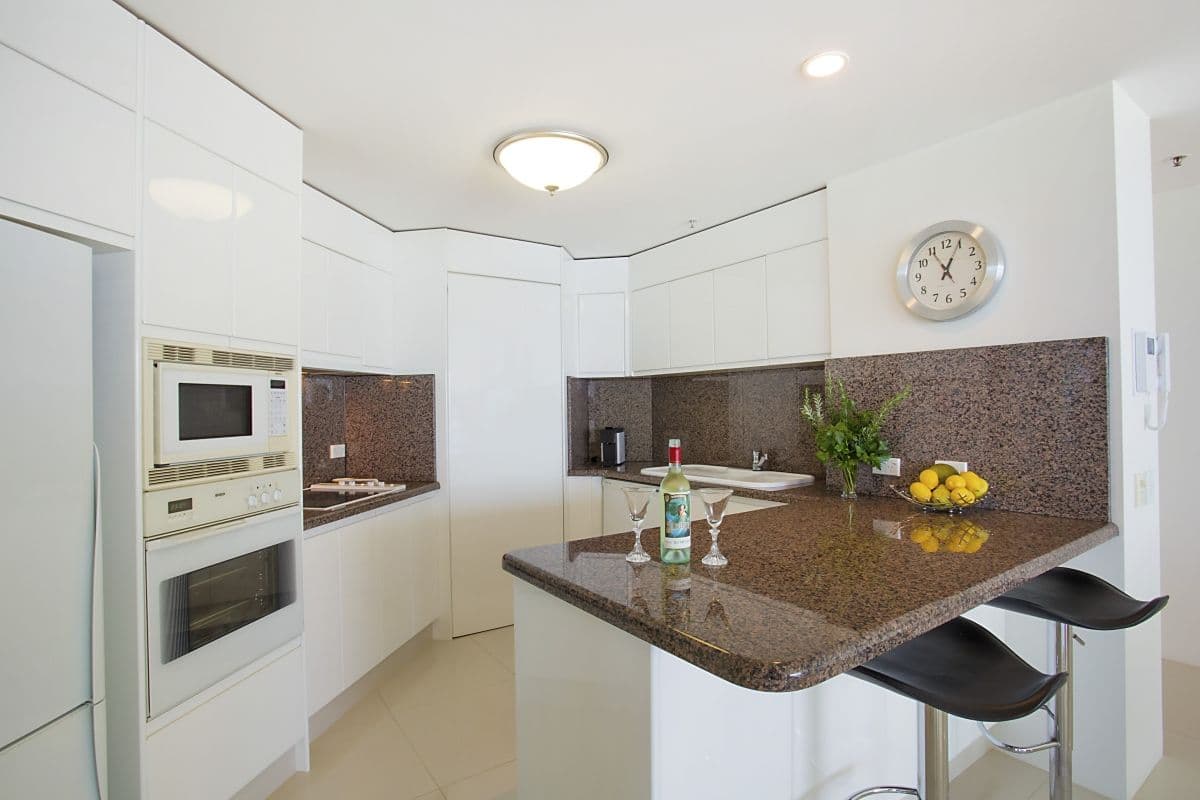 72 'Carmel By The Sea' 177 Old Burleigh Road, Broadbeach QLD 4218, Broadbeach - Thumbnail 4