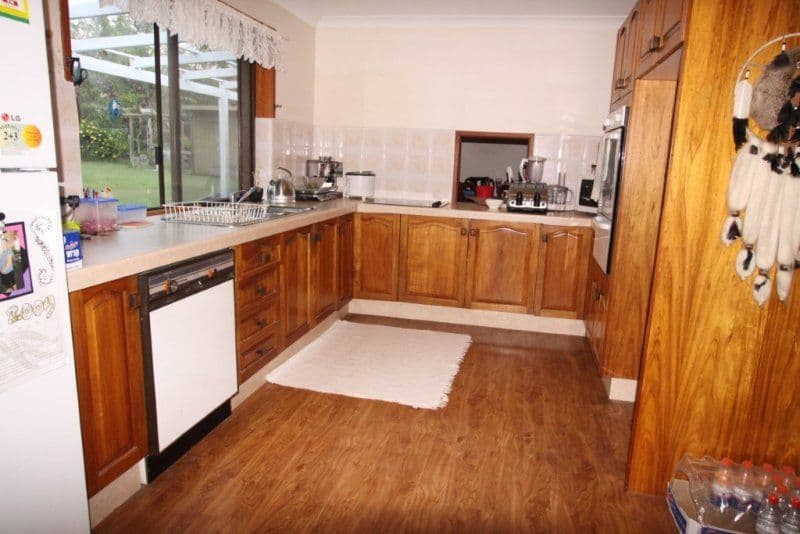 11 Lexington Drive, LITTLE MOUNTAIN QLD 4551, Little Mountain - Thumbnail 2