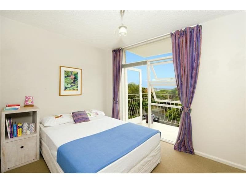 9 Sibyl Street, Southport, QLD, 4215, Southport - Thumbnail 4