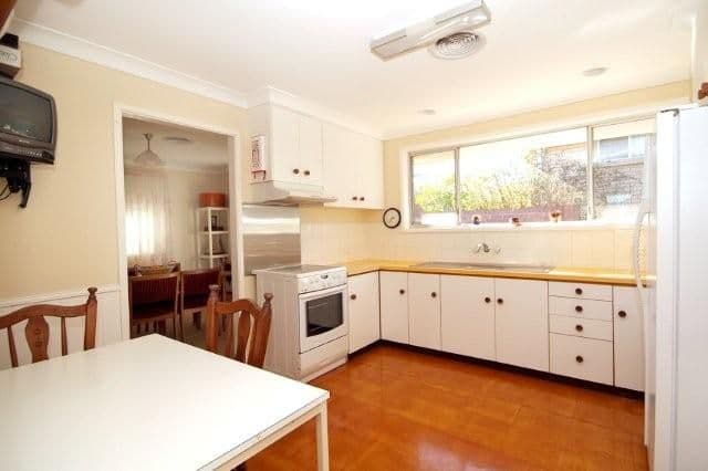 14 Pinnata Court, EVERTON HILLS, QLD, 4053, Everton Hills - Thumbnail 2